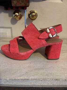 Aerosoles “Camera” Suede Coral Block Heel Sandal with Buckle Strap